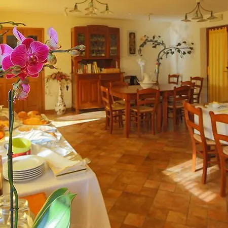 Tonutti בית חווה