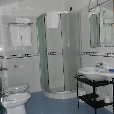 Tonutti בית חווה Tavagnacco